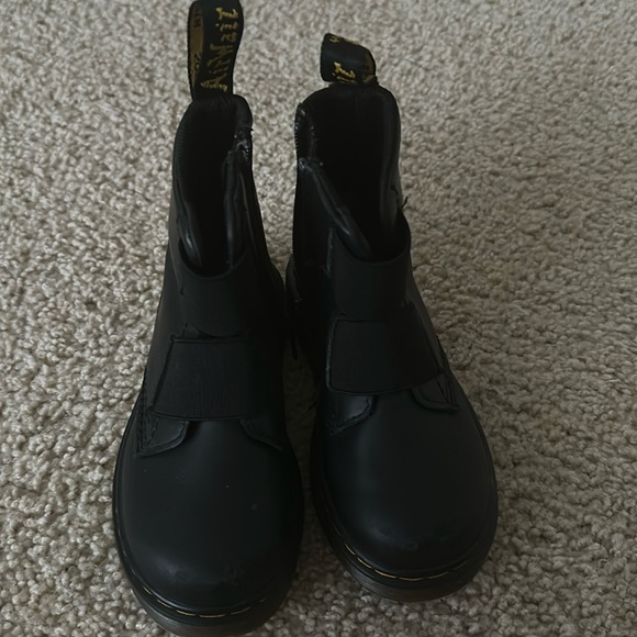 Dr. Martens Girls
Barely worn grew out of them too quickly. - Picture 1 of 4